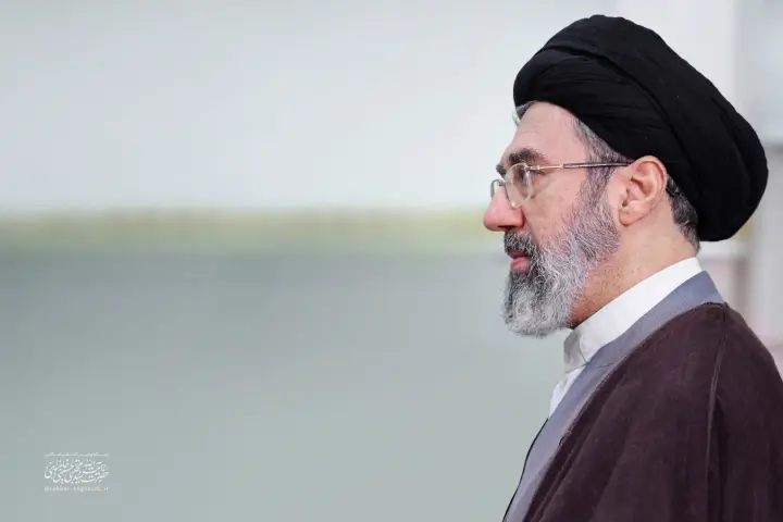 حضرت آیت‌الله سید مجتبی حسینی خامنه‌ای
